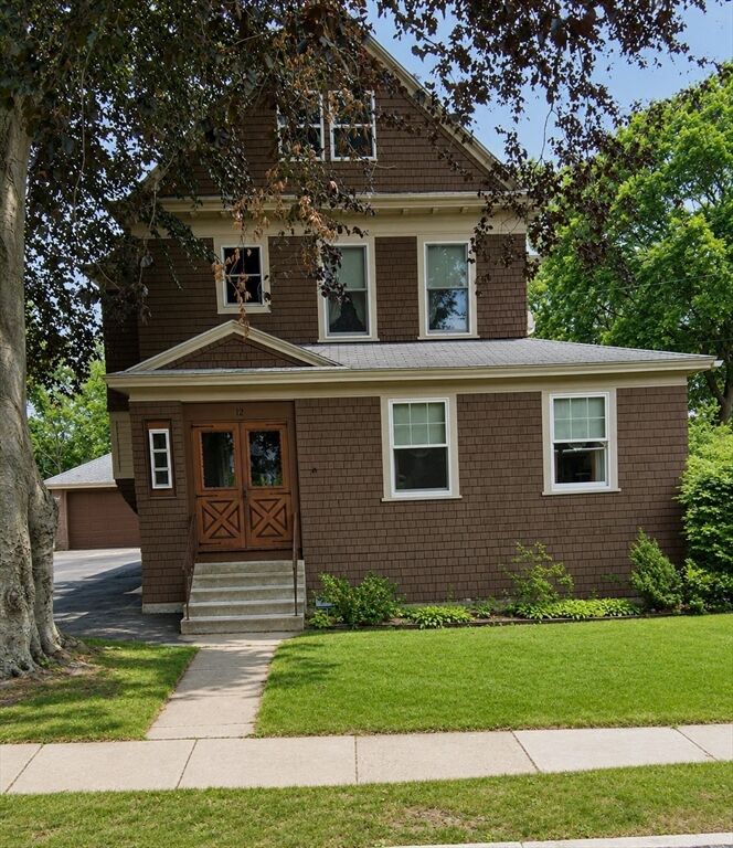 Property Photo:  12 Henderson Ave  MA 01603 