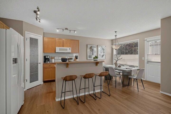 Property Photo:  59 Silver Springs Way NW  AB T4B 2R6 