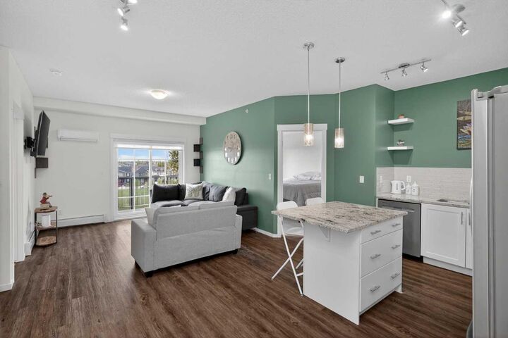 Property Photo:  755 Copperpond Boulevard SE 5413  AB T2Z 4R2 