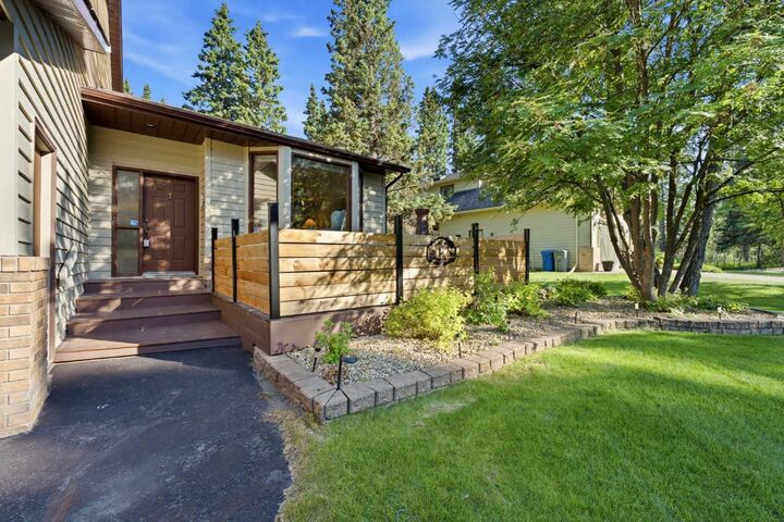 Property Photo: 33 Manyhorses Drive AB T3Z 1A2