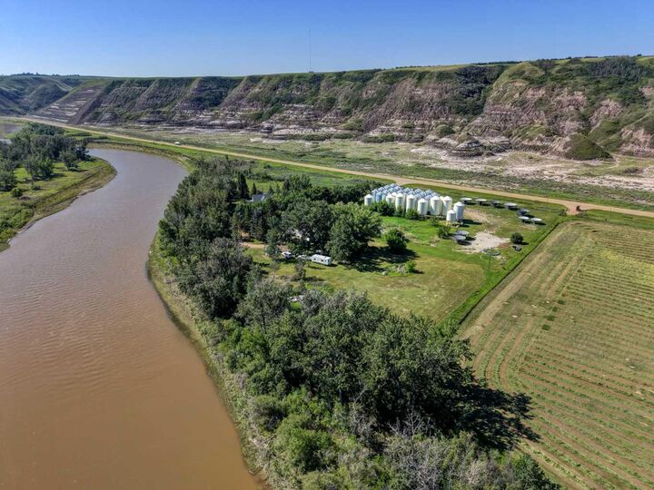 Property Photo: 210026A Highway 575 AB T0J 0Y0