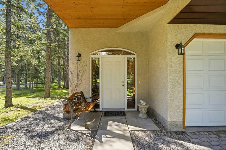 Property Photo:  51 White Avenue  AB T0L 0K0 