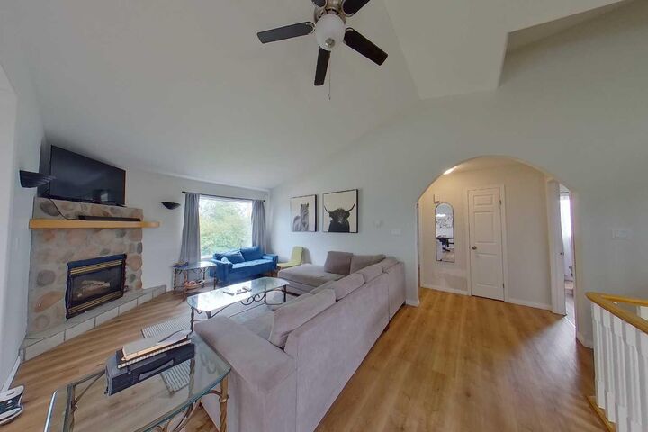 Property Photo:  800 1A Avenue SW  AB T0G 2A4 