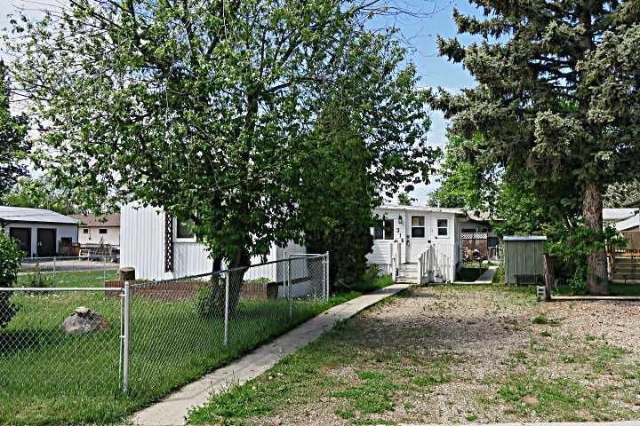 Property Photo: 316 3 Street N AB T0L 2B0