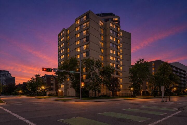 Property Photo: 1209 6 Street SW 505 AB T2R 0Z5