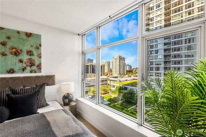 Property Photo: 588 Bell Street 1201S WA 98121