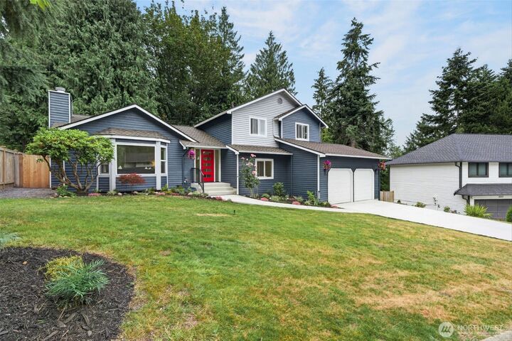 Property Photo:  4211  210th Place NE  WA 98074 