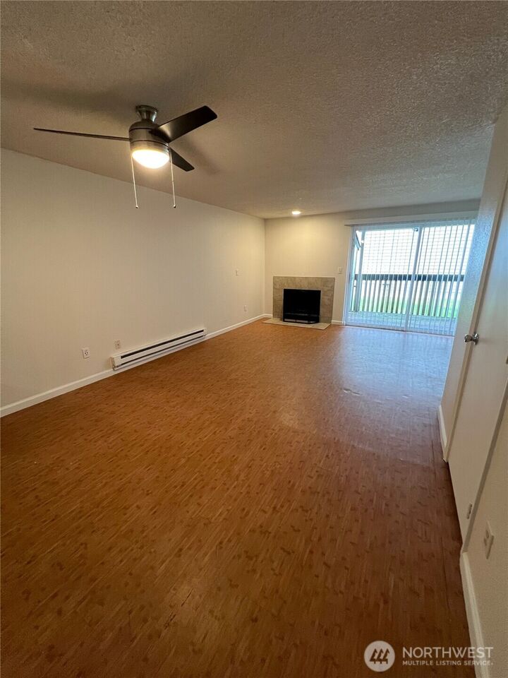 Property Photo:  12429  1st Avenue W 2  WA 98204 