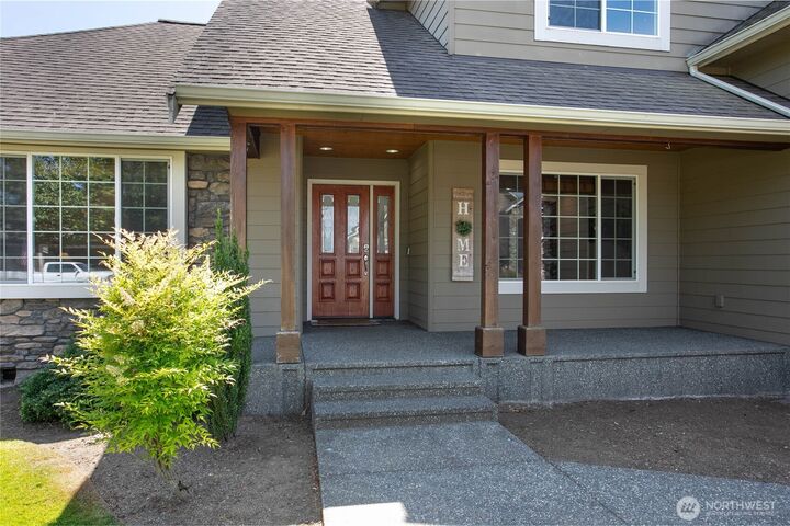 Property Photo: 1525 Westview Circle WA 98264