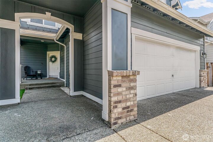 Property Photo:  28610  227th Avenue SE  WA 98038 