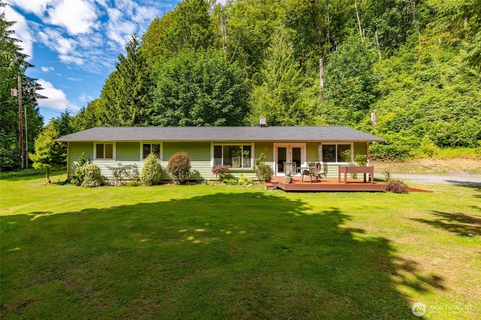 Property Photo: 1784 State Route 9 WA 98284