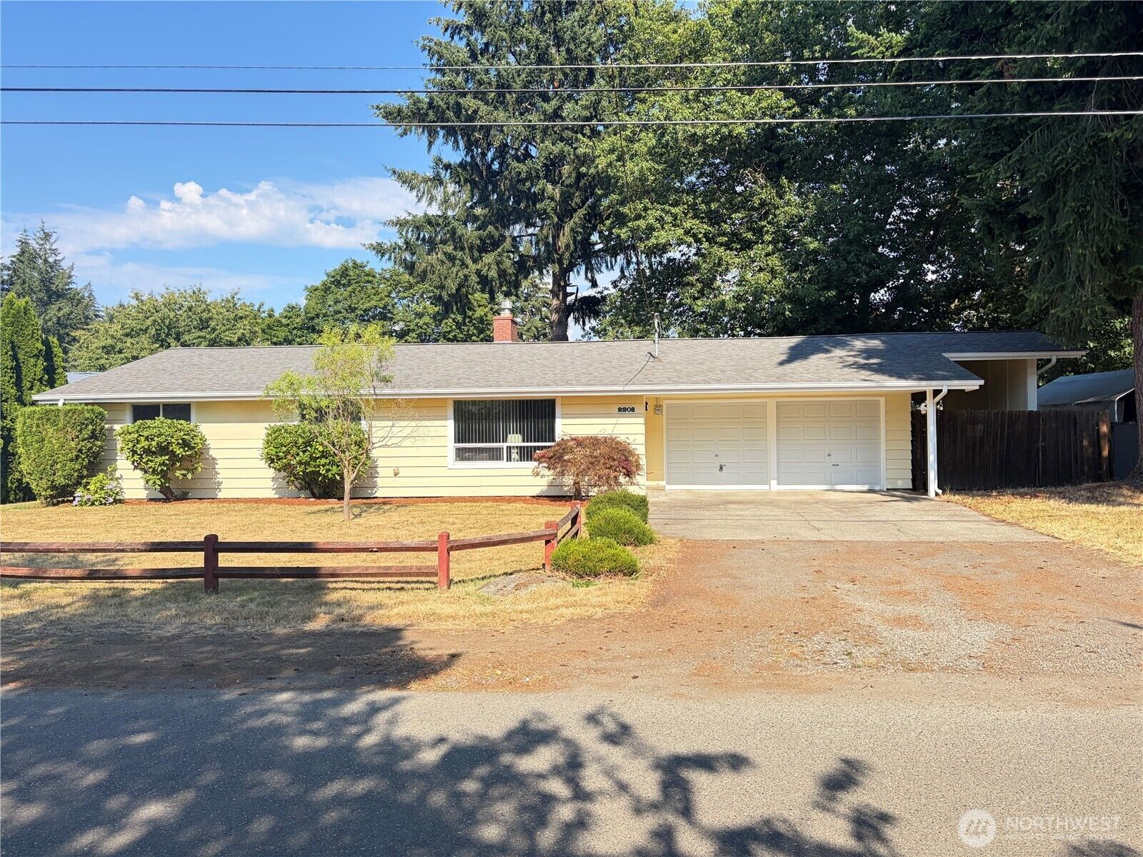 Property Photo:  2208  Angela Street SE  WA 98503 