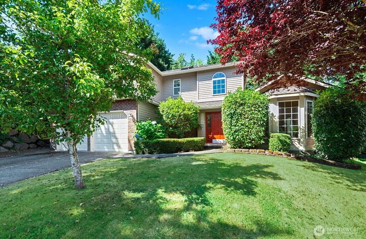 Property Photo:  24417 SE 46th Street  WA 98029 