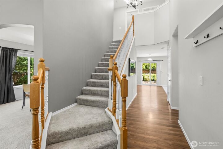 Property Photo: 27610 239th Place SE WA 98038