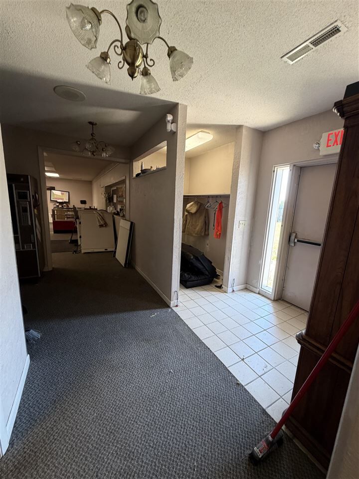 Property Photo:  2015 E State Road 32  IN 47394 