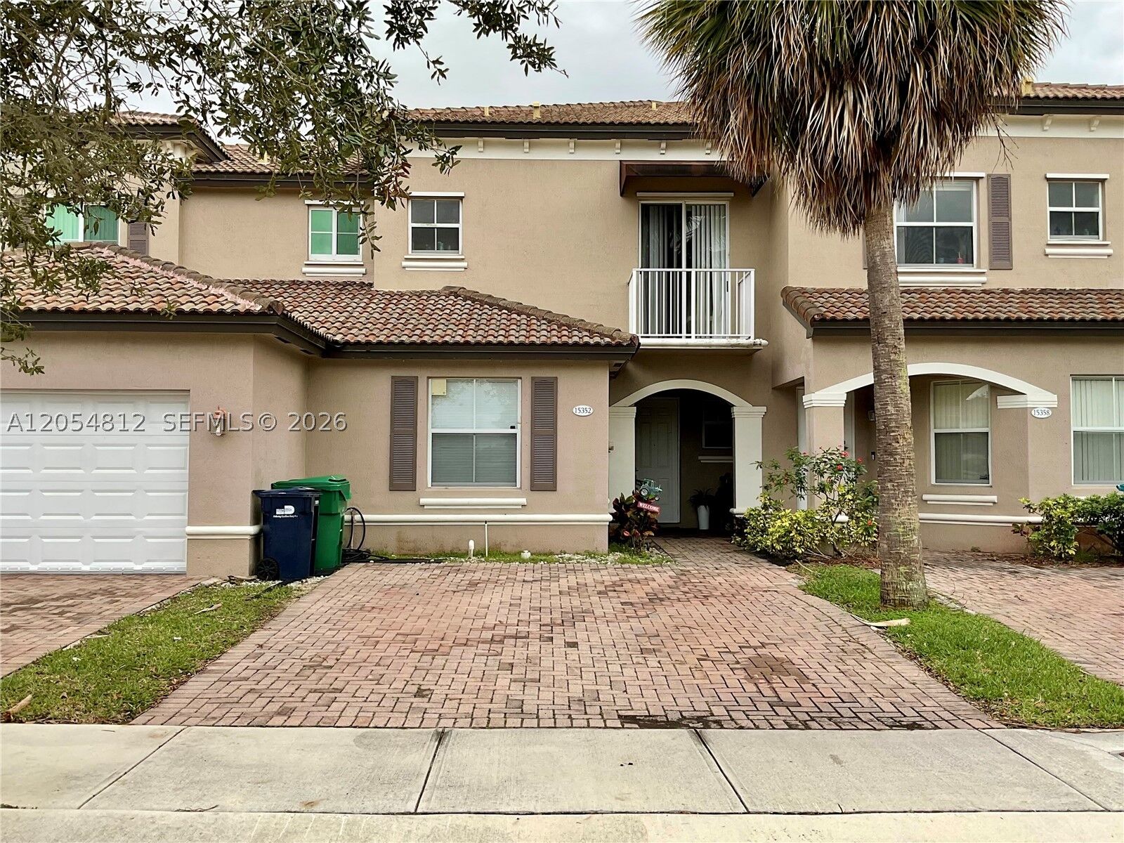 Property Photo: 15352 SW 91st St 15352 FL 33196