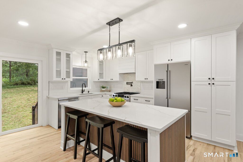 Property Photo:  24 Beaverbrook Road  CT 06461 