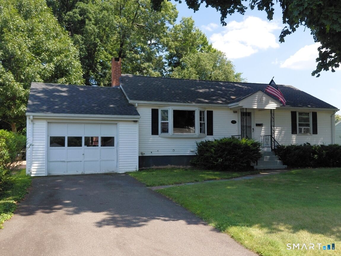 Property Photo:  101 Brace Road  CT 06111 