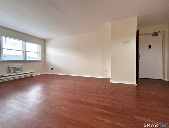 Property Photo:  65 Donna Drive C1  CT 06513 
