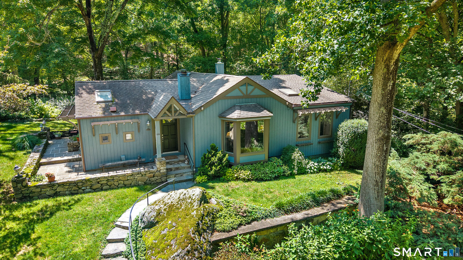 Property Photo:  131 Georgetown Road  CT 06883 