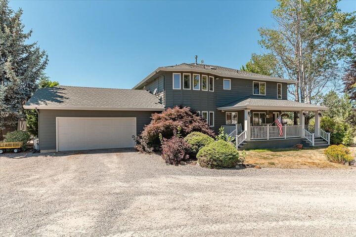 Property Photo:  4002 S Long Ln  WA 99016 
