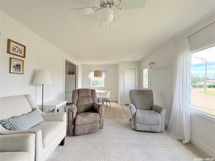 Property Photo: 415 Park Avenue SK S0L 2N0