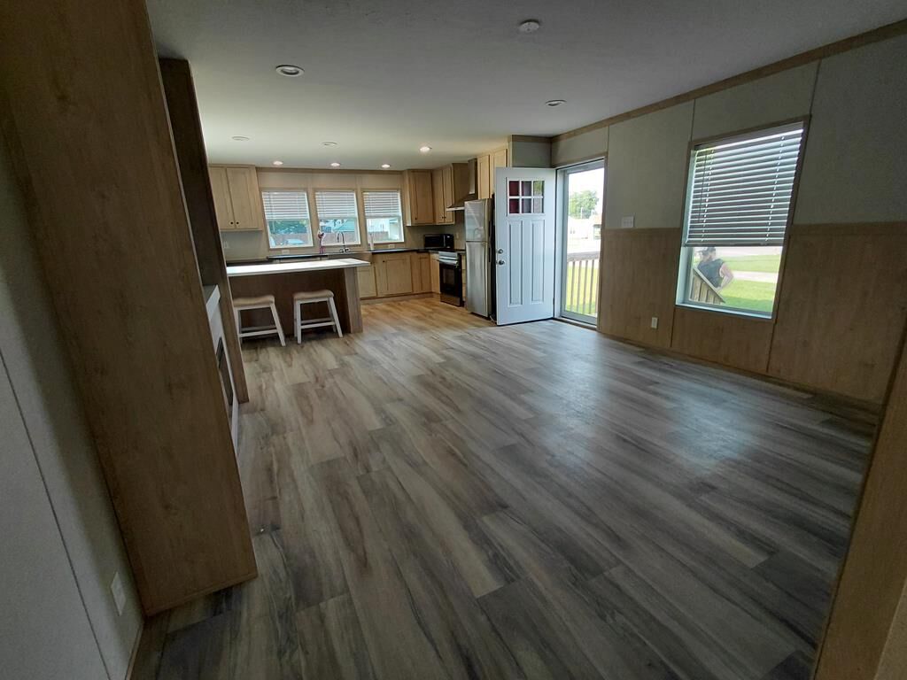 Property Photo: 512 W Broadway OH 45692