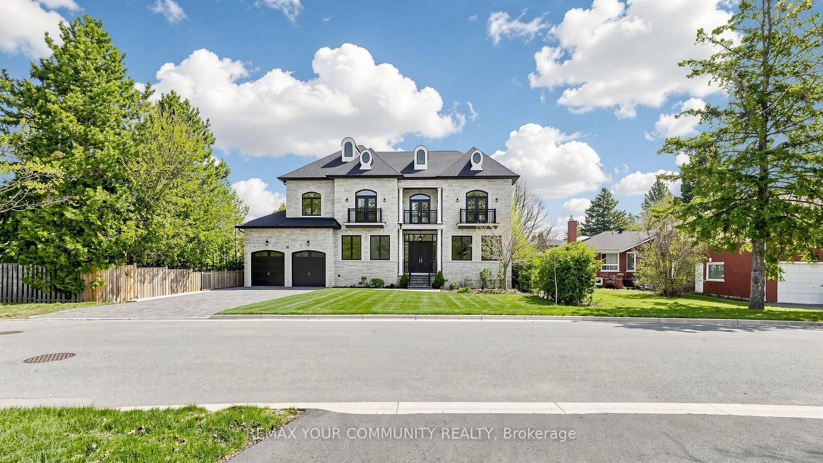 Property Photo:  19 Blyth Street  ON L4E 2Y2 