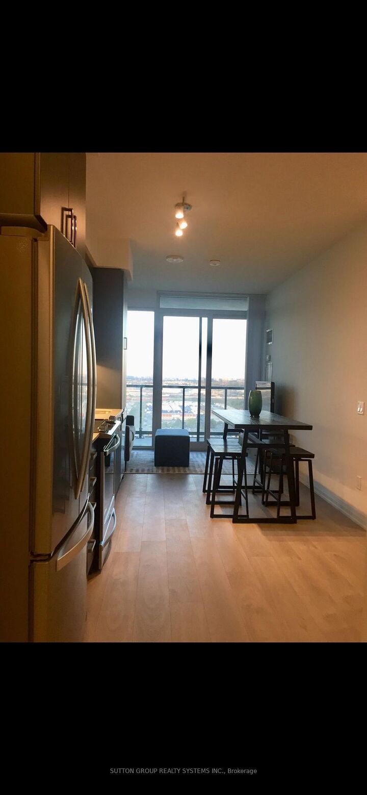 Property Photo:  7895 Jane Street 2418  ON L4K 2M7 