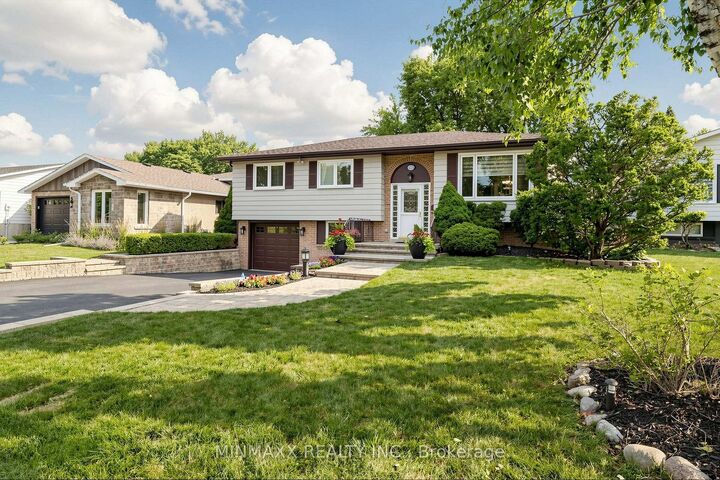 Photo de la propriété: 588 Strathcona Court ON L9T 3B5
