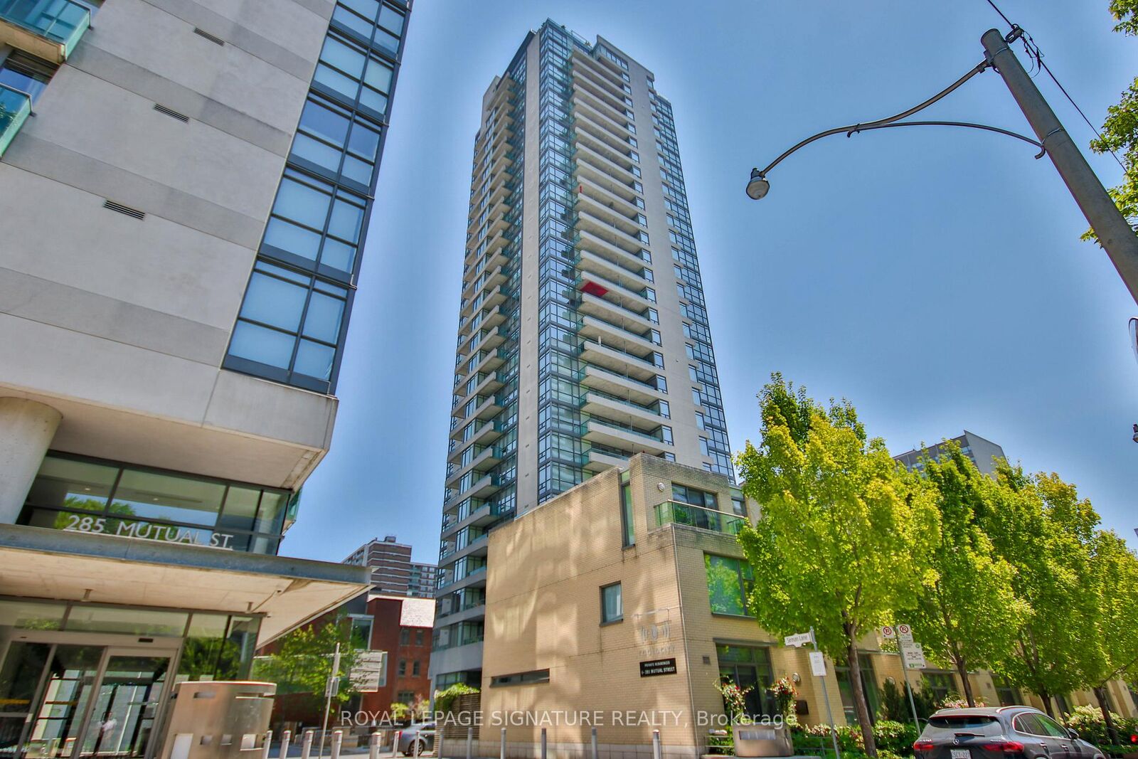 Property Photo: 281 Mutual Street 2307 ON M4Y 1X6