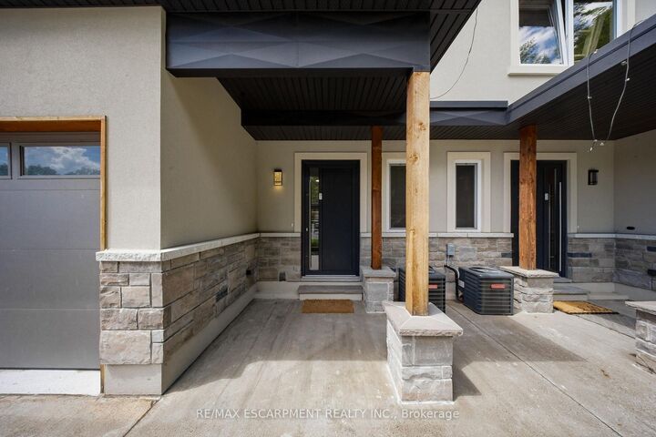 Property Photo: 31 Horizon Lane ON P1H 1V5