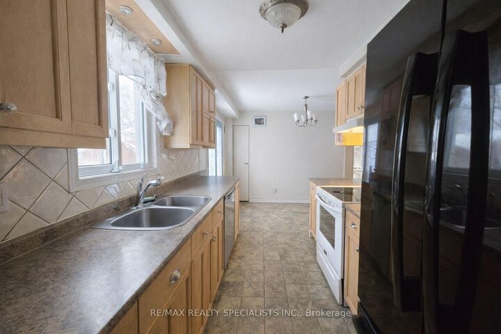Photo de la propriété:  24 Stewart Avenue  ON L9R 1C9 