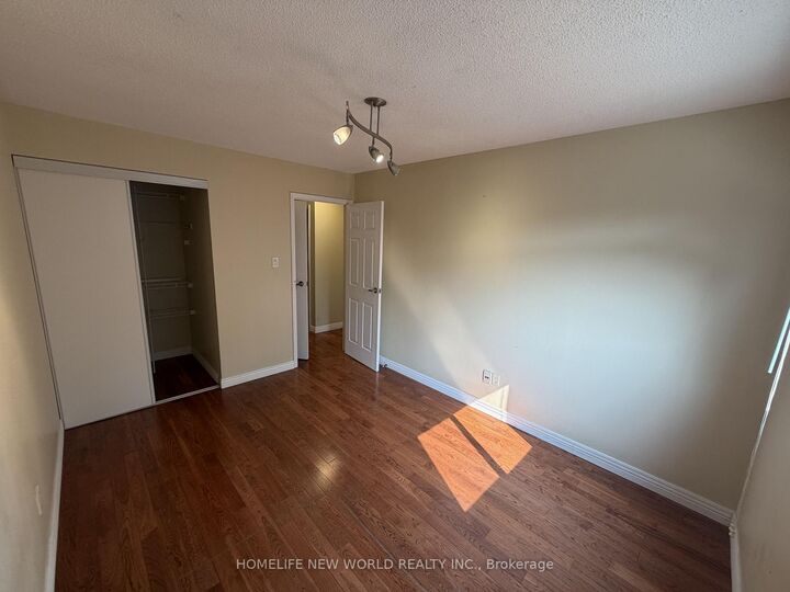Property Photo: 209 Winding Lane ON L4J 5J6