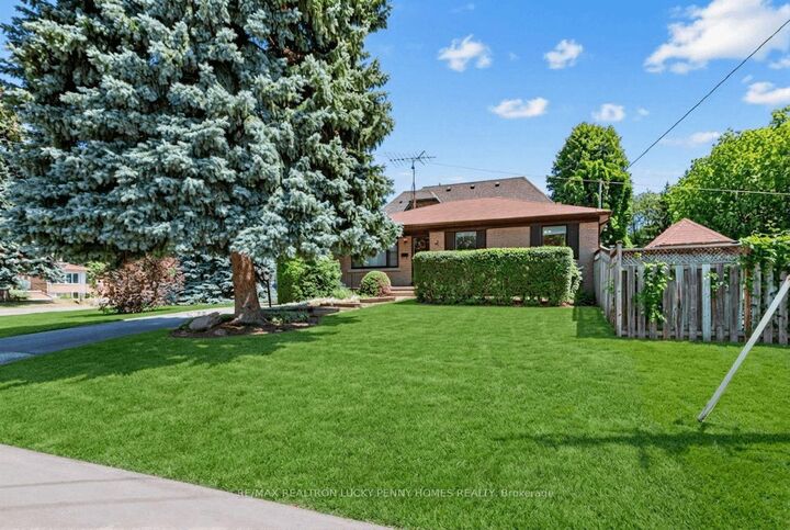 Property Photo: 19 Abercorn Road ON L3P 1V5