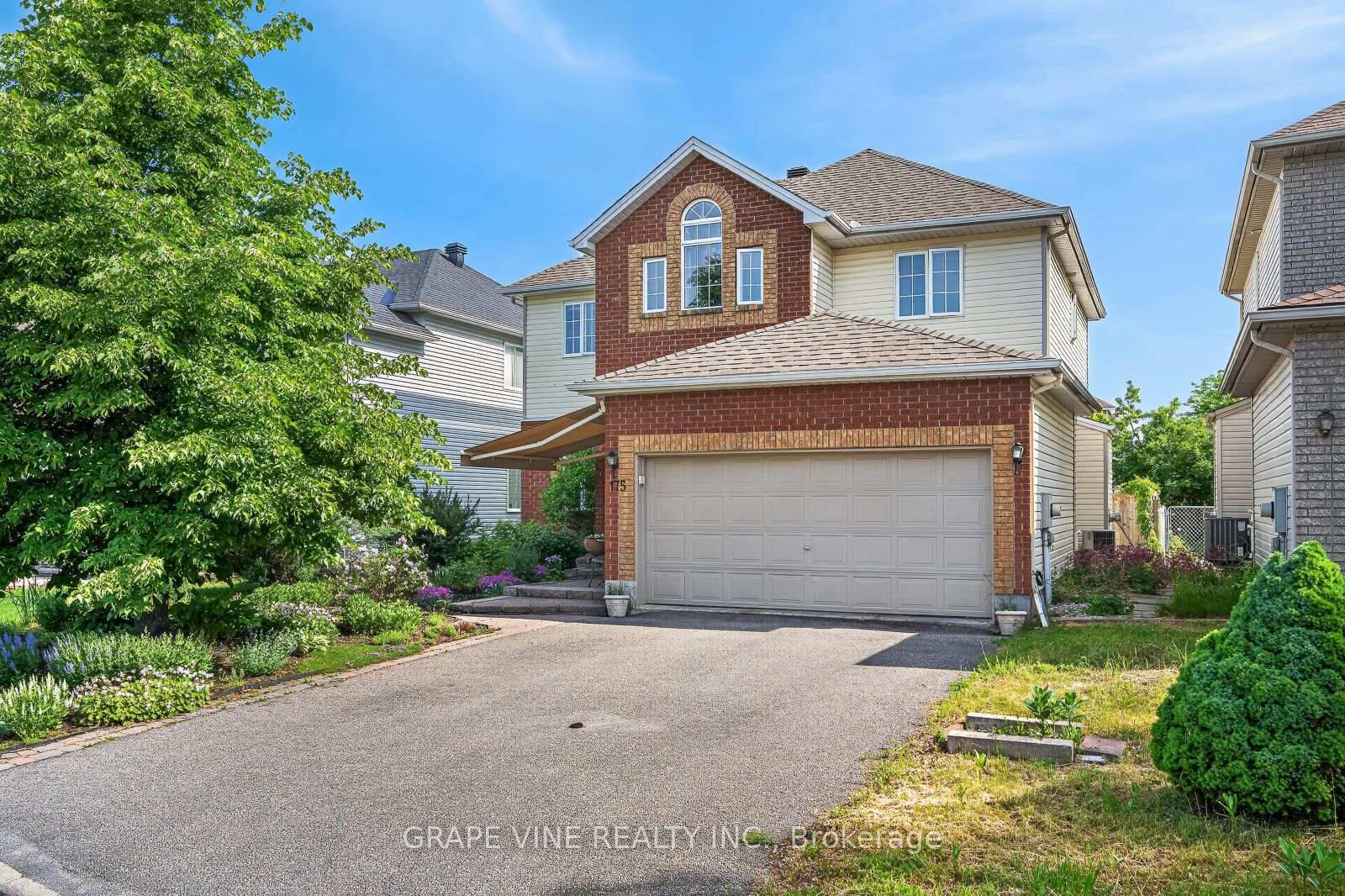 Property Photo:  175 Allanford Avenue  ON K1T 3Y4 
