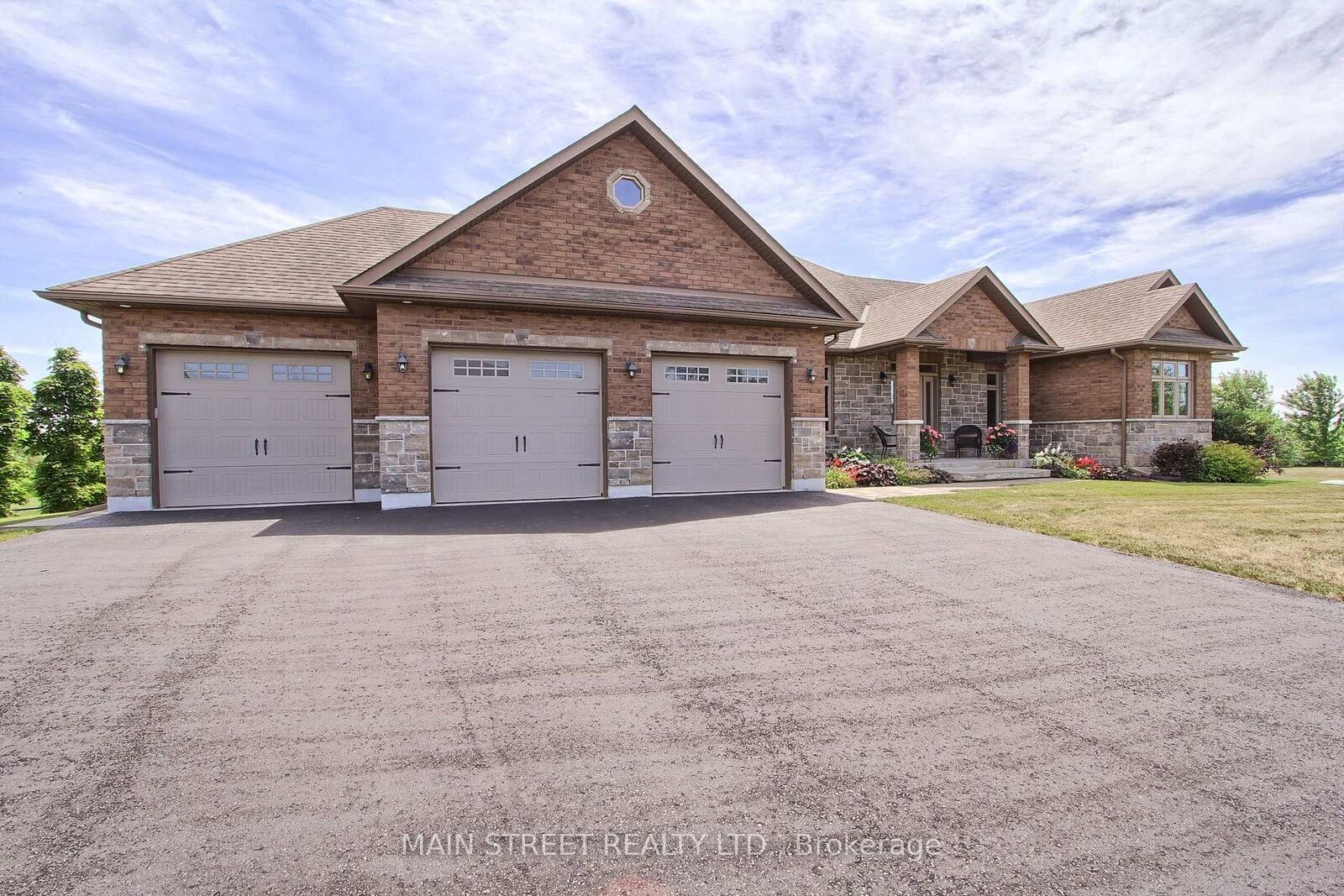 Property Photo: 13 Brolley Crescent ON L0L 1N0