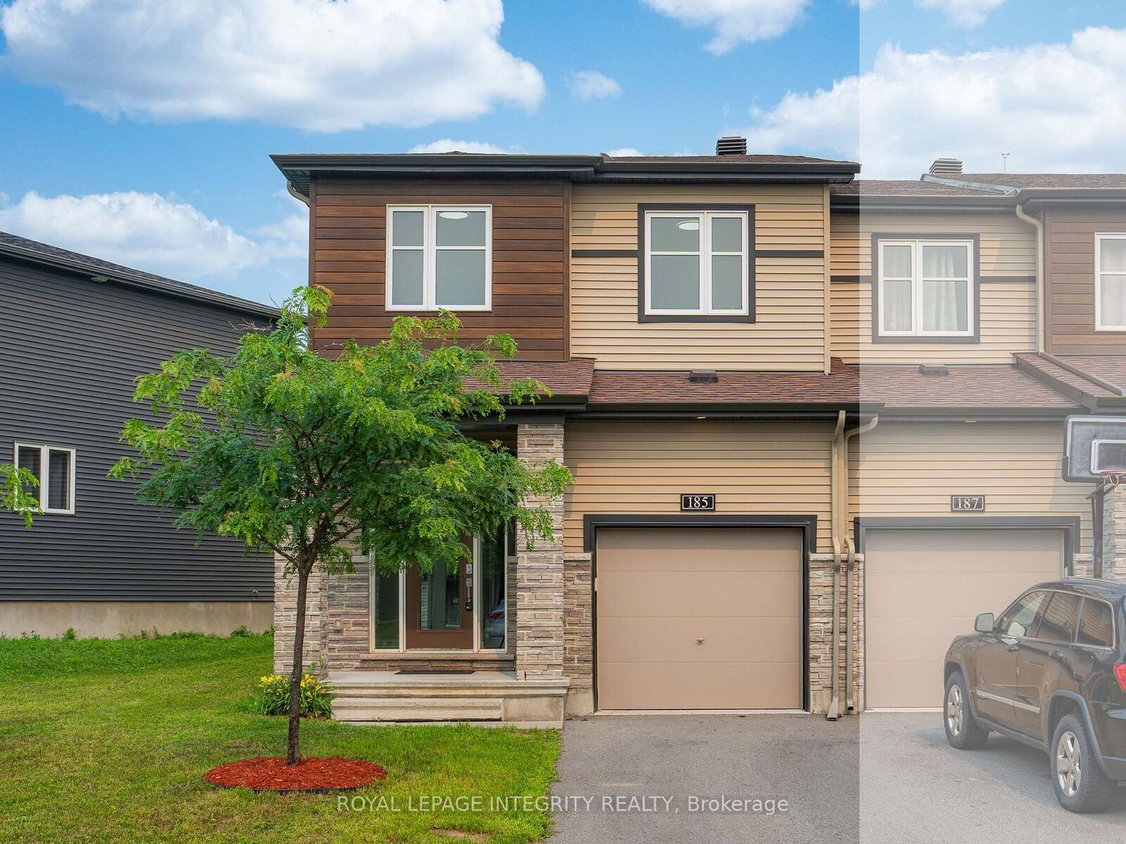 Property Photo:  185 Bending Way  ON K2J 6P2 