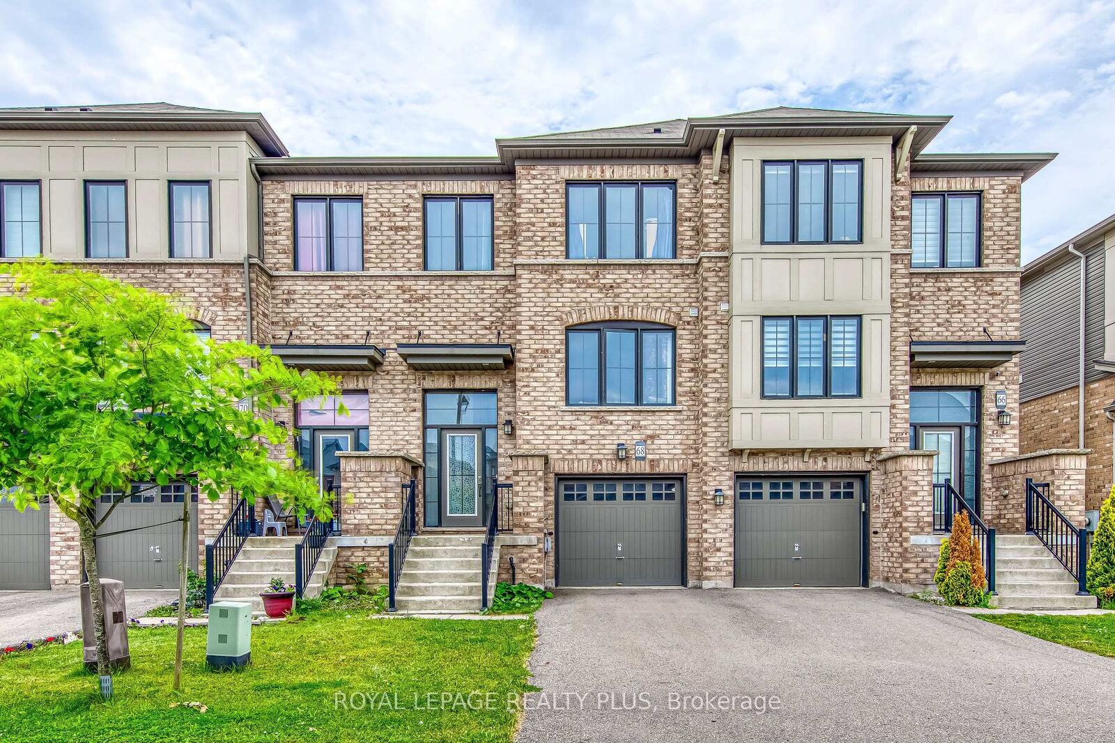 Property Photo: 68 Crafter Crescent ON L8J 0H7