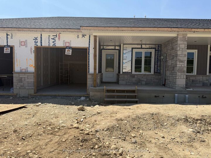 Property Photo: 122 Tremble Drive (Unit 12) ON N0G 1R0