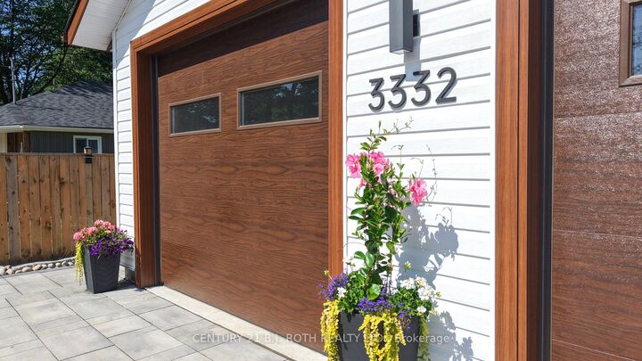 Property Photo: 3332 Quetton Street ON L0K 2B0