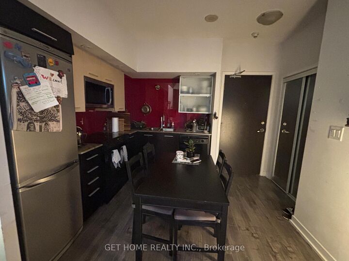 Property Photo:  8 Telegram Mews 318  ON M5V 3Z5 