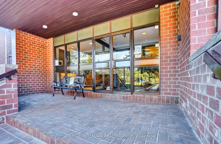 Property Photo: 2650 Southvale Crescent 509 ON K1B 4S9