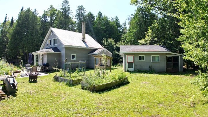 Property Photo: 76 Burma Road ON N0H 1W0