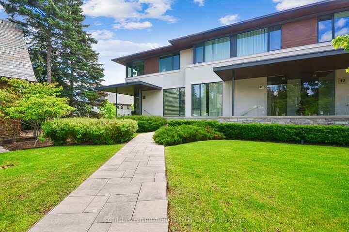 Property Photo: 10 Maple Grove Drive 21 ON L6J 1M1