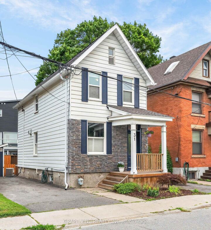 31 Westmount Avenue — photo 1