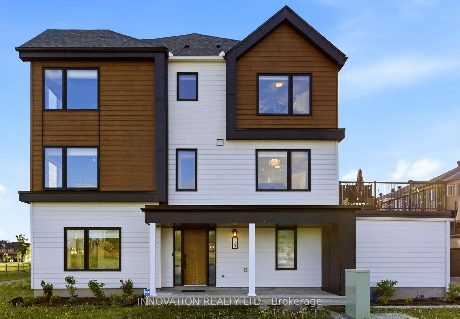 Property Photo: 120 Kyanite Lane ON K2J 7B5