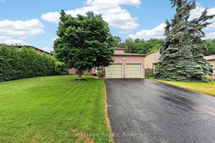Property Photo:  1085 Dina Crescent  ON L4R 5C6 