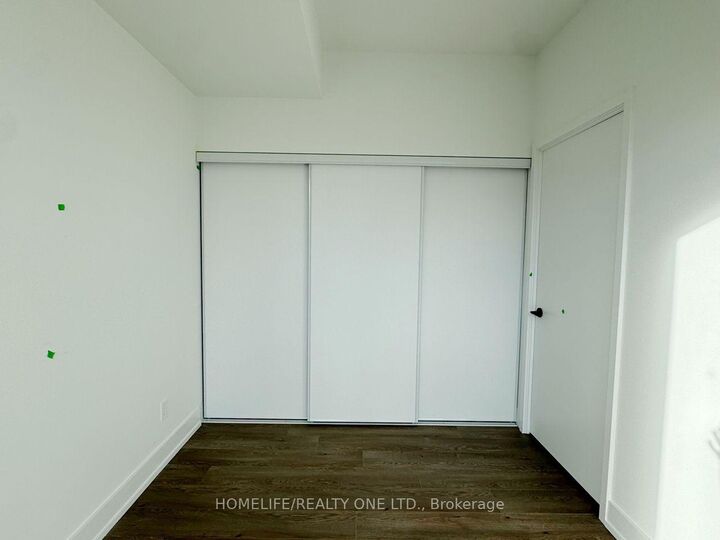 Property Photo:  308 Jarvis Street 2913  ON M5B 0E3 