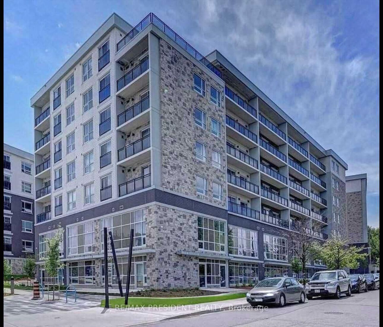 Property Photo: 275 Larch Street 103 ON N2L 3R2